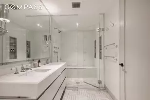 308 N 7th St, New York City, NY 11211 - Photo 7