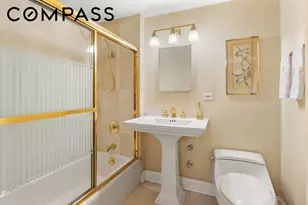 110 E 57th St, New York City, NY 10022 - Photo 13