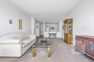 200 W 79th St, New York City, NY 10024 - Photo 3