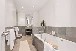150 W 56th St, New York, NY 10019 - Photo 11