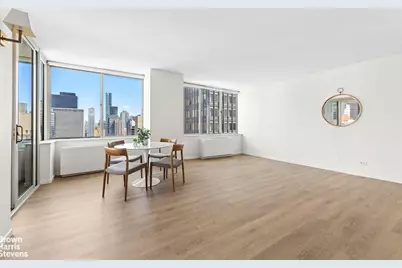 236 E 47th Street #30E, New York City, NY 10017 - Photo 3