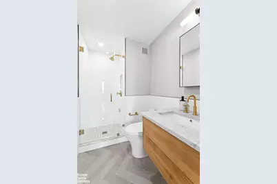 236 E 47th Street #30E, New York City, NY 10017 - Photo 11