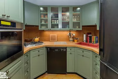 48 Gramercy Park N #1B, New York City, NY 10010 - Photo 5