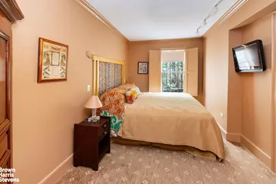 48 Gramercy Park N #1B, New York City, NY 10010 - Photo 7