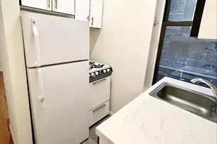 230 E 25th St, New York City, NY 10010 - Photo 3