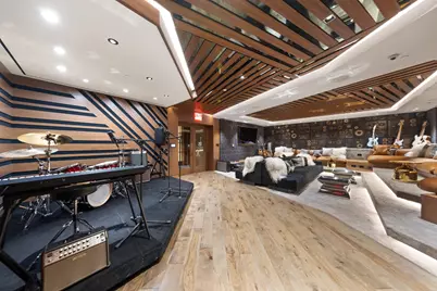 200 E 95th Street #14B, New York, NY 10128 - Photo 21