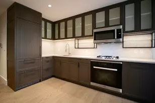 510 E 14th St, New York City, NY 10009 - Photo 1