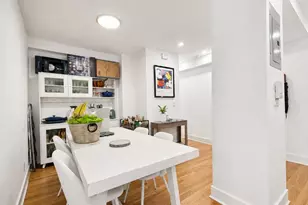 208 W 88th St, New York, NY 10024 - Photo 3