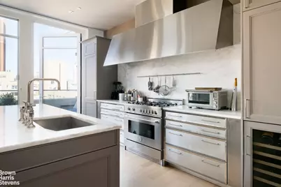 200 E 79th Street #18A, New York City, NY 10075 - Photo 3