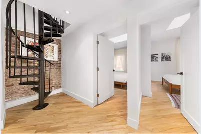 28 Cliff Street #4, New York City, NY 10038 - Photo 9