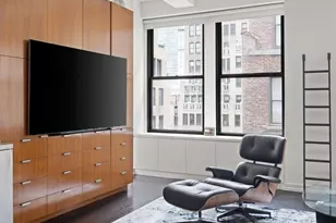 249 W 29th St, New York City, NY 10001 - Photo 3
