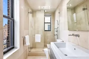 50 E 72nd St, New York City, NY 10021 - Photo 9