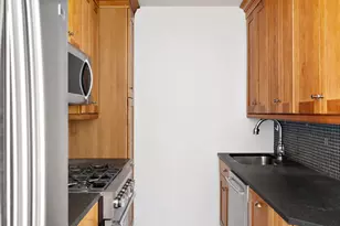 60 E 8th St, New York City, NY 10003 - Photo 5