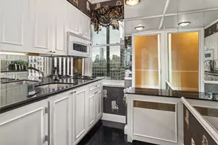 781 5th Ave, New York City, NY 10022 - Photo 5