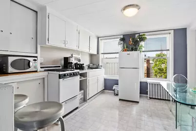 10-16 47th Avenue #3, Long Island City, NY 11101 - Photo 3