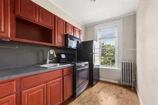 381 Sumpter St, New York City, NY 11233 - Photo 3