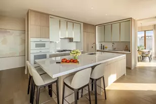 201 E 74th St, New York, NY 10021 - Photo 5