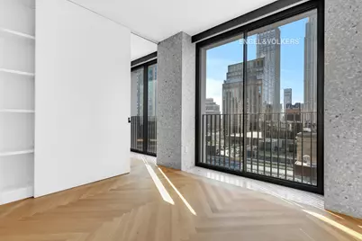 16 W 40th Street #22D, New York, NY 10018 - Photo 5