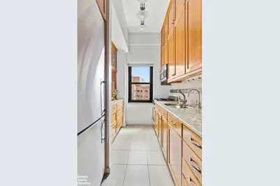 11 Riverside Drive #17OW, New York City, NY 10023 - Photo 3