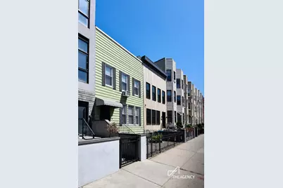 182 Russell Street, New York City, NY 11222 - Photo 3