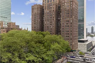 320 E 42nd St, New York City, NY 10017 - Photo 5