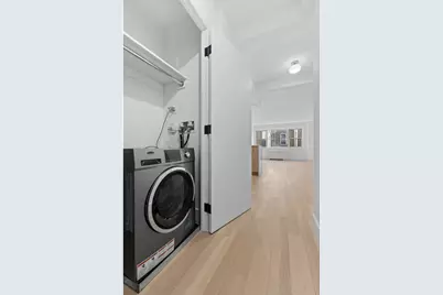 321 E 48th Street #7L, New York City, NY 10017 - Photo 7