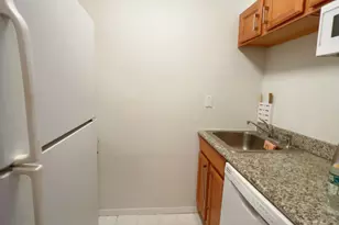 393 W 49th St, New York, NY 10019 - Photo 5