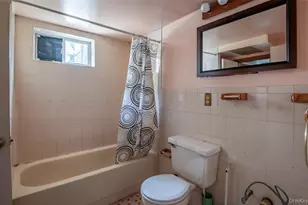 133-60 244th St, New York City, NY 11422 - Photo 11