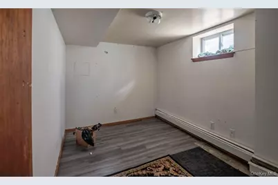 133-60 244th Street, New York City, NY 11422 - Photo 9