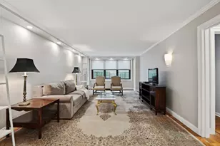 225 E 57th St, New York, NY 10022 - Photo 1