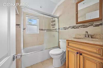 194-35 114th Drive, New York City, NY 11412 - Photo 11