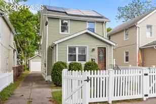 194-35 114th Dr, New York City, NY 11412 - Photo 15