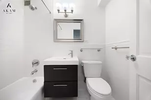 241 E 76th St, New York City, NY 10075 - Photo 9