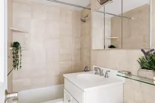 175 W 12th St, New York City, NY 10011 - Photo 9