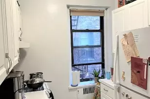 340 E 66th St, New York, NY 10065 - Photo 5