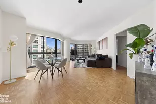 200 E 61st St, New York City, NY 10065 - Photo 1