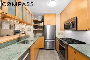 101 W 12th St, New York, NY 10011 - Photo 3