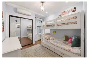 357 W 55th St, New York, NY 10019 - Photo 7