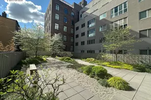 125 N 10th St, New York City, NY 11249 - Photo 9