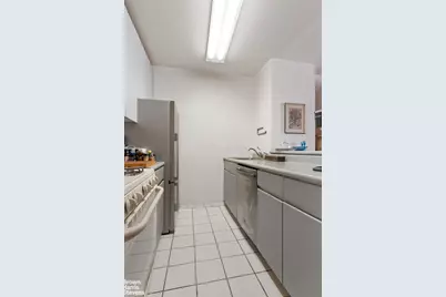 171 E 84th Street #6H, New York, NY 10028 - Photo 3