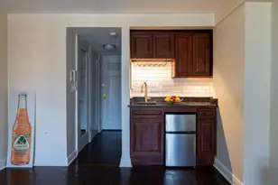 320 E 42nd St, New York City, NY 10017 - Photo 3