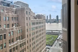 330 E 38th St, New York City, NY 10016 - Photo 3