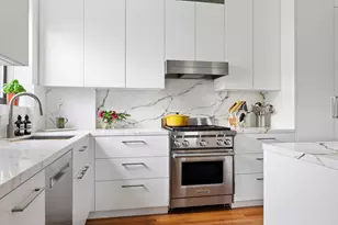 15934 Riverside Dr W, New York City, NY 10032 - Photo 3