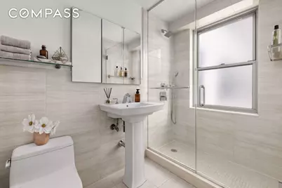 400 E 56th Street #20L, New York, NY 10022 - Photo 9