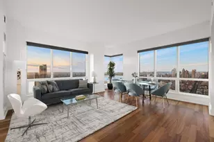 350 W 42nd St, New York, NY 10036 - Photo 3