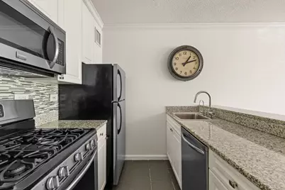 5 E 22nd Street #3G, New York, NY 10010 - Photo 3