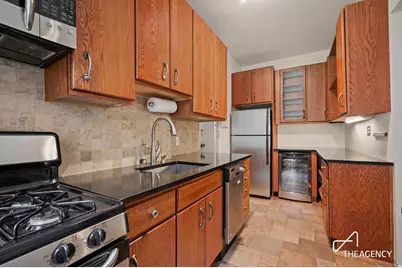 860 W 181st Street #9, New York City, NY 10033 - Photo 3