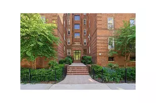 2080 Barnes Ave, New York City, NY 10462 - Photo 13
