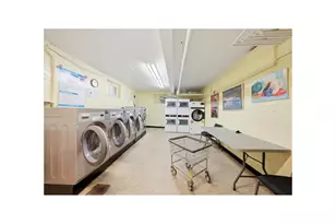 2080 Barnes Ave, New York City, NY 10462 - Photo 15