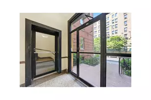 2080 Barnes Ave, New York City, NY 10462 - Photo 17